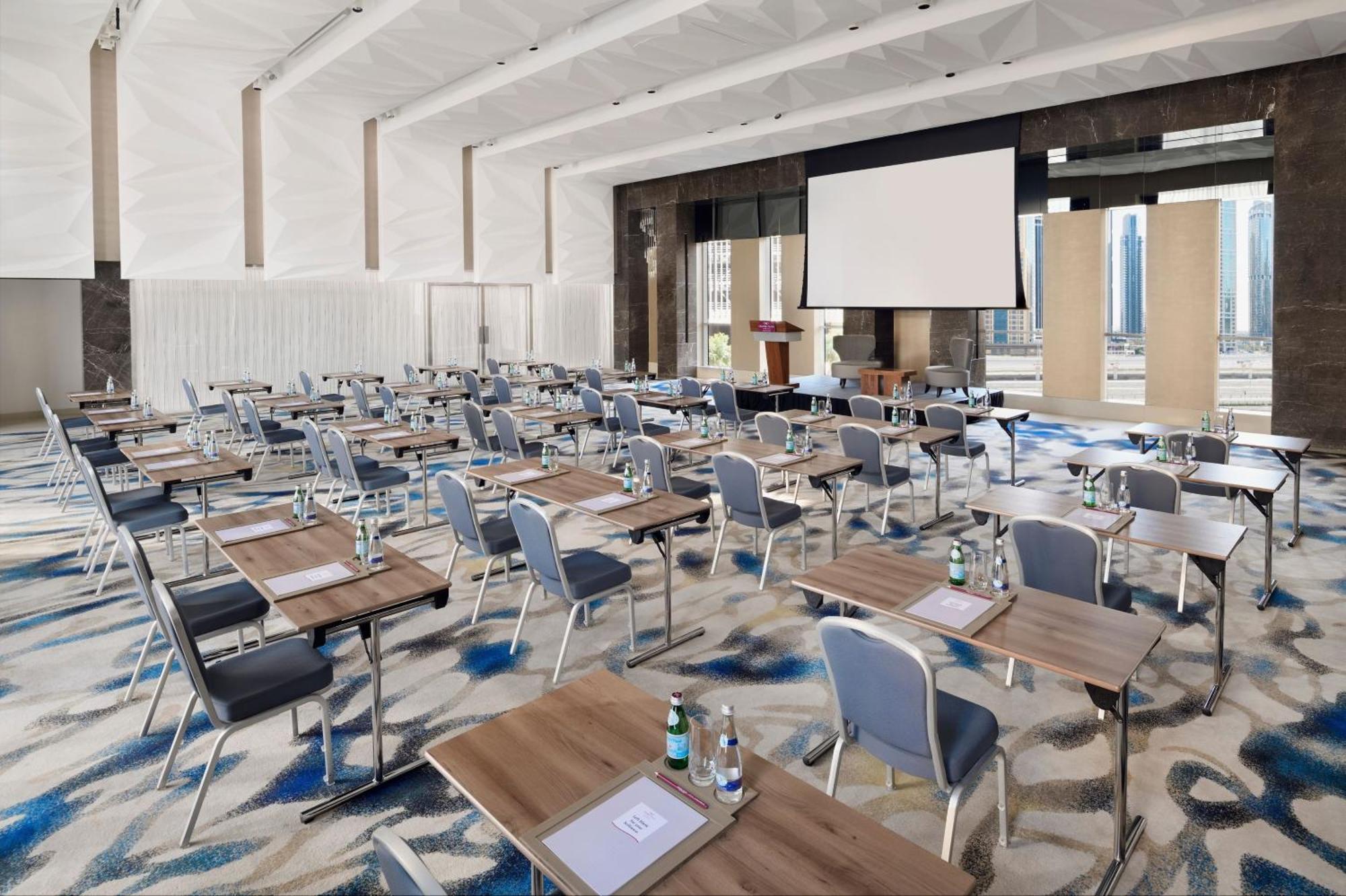 Crowne Plaza Dubai Marina By Ihg Hotel Екстериор снимка Meeting room