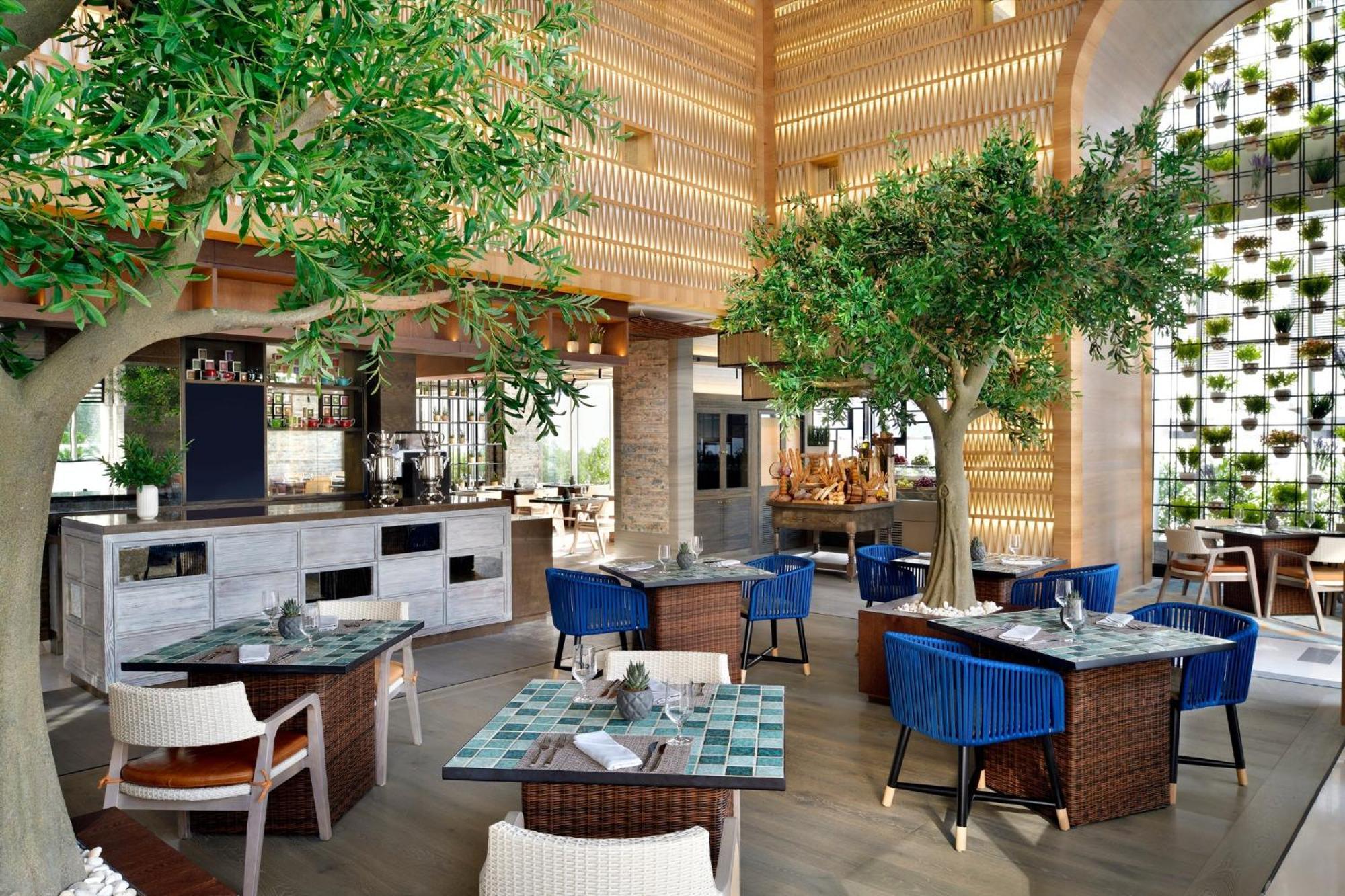 Crowne Plaza Dubai Marina By Ihg Hotel Екстериор снимка The restaurant